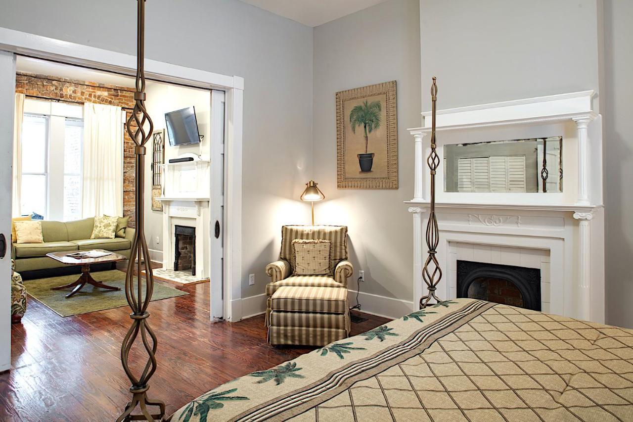 Newly Renovated Historic Savannah Townhome! Exterior foto