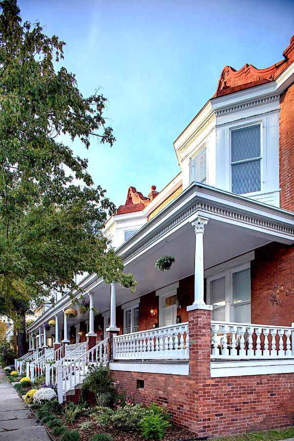 Newly Renovated Historic Savannah Townhome! Exterior foto